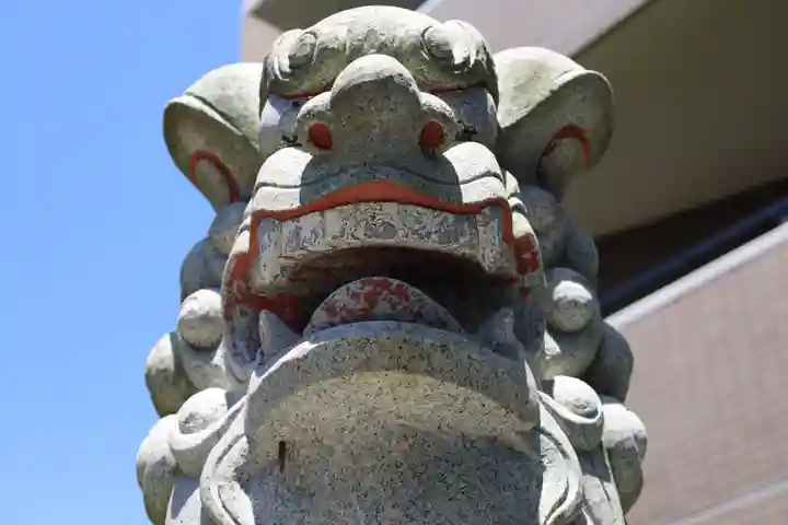 鶴嶺八幡宮の狛犬