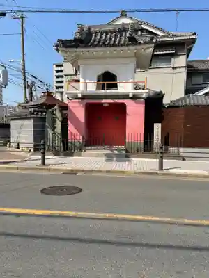 六大院の山門・神門
