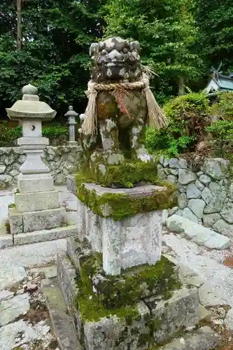 高天彦神社の狛犬