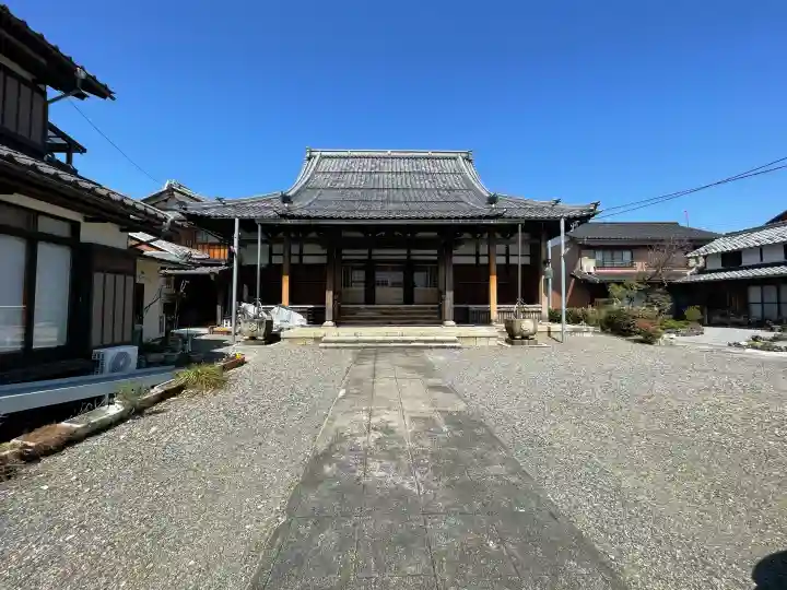 仏道寺の{uncategorized: "未分類", other: "その他", undefined: "問題あり", building: "その他建物", grave: "お墓", sacred_gate: "鳥居", guardian: "狛犬", statue: "像", buddha: "仏像", history: "歴史", nature: "自然", garden: "庭園", animal: "動物", pagoda: "塔", temizu: "手水舎", mountain_gate: "山門・神門", sanctuary: "本殿・本堂", subordinate: "末社・摂社", art: "芸術", scenery: "景色", jizo: "地蔵", ema: "絵馬", goshuin: "御朱印", omikuji: "おみくじ", items: "授与品その他", amulet: "お守り", goshuincho: "御朱印帳", eats: "食事", festival: "お祭り", votive_dance: "神楽", shichigosan: "七五三参", wedding: "結婚式", experience: "体験その他", initially: "初詣", around: "周辺", anti_infection: "感染症対策"}