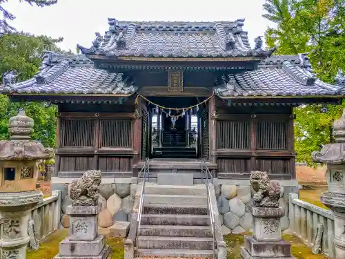 諏訪社（赤池町）の本殿・本堂