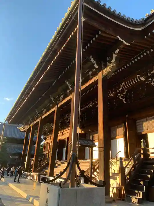 知恩院の本殿・本堂