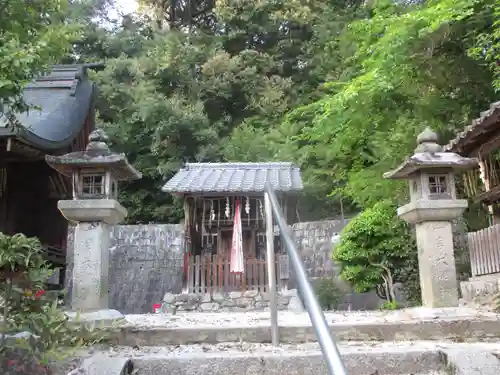 石座神社のその他建物