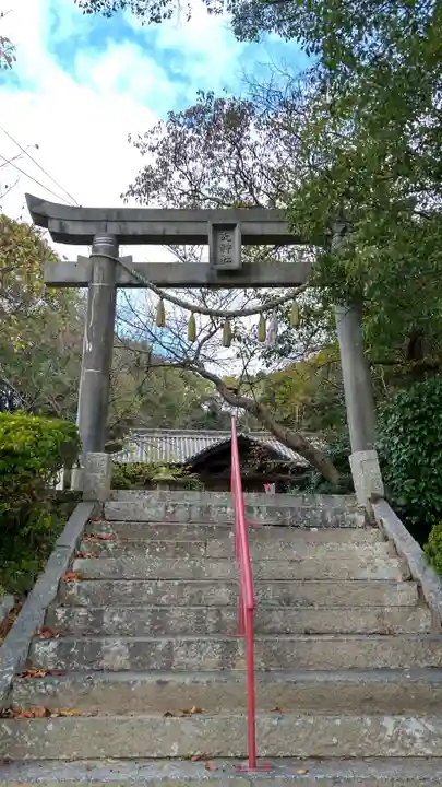 天神社の鳥居