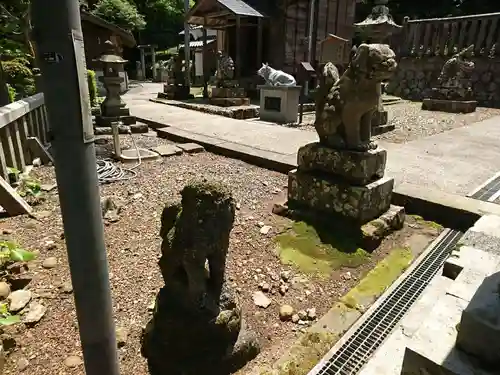 佐伎治神社の狛犬