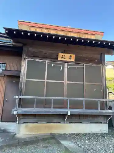神明社の{uncategorized: "未分類", other: "その他", undefined: "問題あり", building: "その他建物", grave: "お墓", sacred_gate: "鳥居", guardian: "狛犬", statue: "像", buddha: "仏像", history: "歴史", nature: "自然", garden: "庭園", animal: "動物", pagoda: "塔", temizu: "手水舎", mountain_gate: "山門・神門", sanctuary: "本殿・本堂", subordinate: "末社・摂社", art: "芸術", scenery: "景色", jizo: "地蔵", ema: "絵馬", goshuin: "御朱印", omikuji: "おみくじ", items: "授与品その他", amulet: "お守り", goshuincho: "御朱印帳", eats: "食事", festival: "お祭り", votive_dance: "神楽", shichigosan: "七五三参", wedding: "結婚式", experience: "体験その他", initially: "初詣", around: "周辺", anti_infection: "感染症対策"}