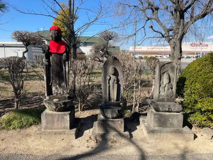 同聚院の{uncategorized: "未分類", other: "その他", undefined: "問題あり", building: "その他建物", grave: "お墓", sacred_gate: "鳥居", guardian: "狛犬", statue: "像", buddha: "仏像", history: "歴史", nature: "自然", garden: "庭園", animal: "動物", pagoda: "塔", temizu: "手水舎", mountain_gate: "山門・神門", sanctuary: "本殿・本堂", subordinate: "末社・摂社", art: "芸術", scenery: "景色", jizo: "地蔵", ema: "絵馬", goshuin: "御朱印", omikuji: "おみくじ", items: "授与品その他", amulet: "お守り", goshuincho: "御朱印帳", eats: "食事", festival: "お祭り", votive_dance: "神楽", shichigosan: "七五三参", wedding: "結婚式", experience: "体験その他", initially: "初詣", around: "周辺", anti_infection: "感染症対策"}