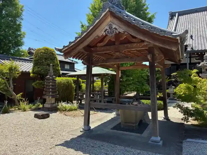 高布山 金勝寺の{uncategorized: "未分類", other: "その他", undefined: "問題あり", building: "その他建物", grave: "お墓", sacred_gate: "鳥居", guardian: "狛犬", statue: "像", buddha: "仏像", history: "歴史", nature: "自然", garden: "庭園", animal: "動物", pagoda: "塔", temizu: "手水舎", mountain_gate: "山門・神門", sanctuary: "本殿・本堂", subordinate: "末社・摂社", art: "芸術", scenery: "景色", jizo: "地蔵", ema: "絵馬", goshuin: "御朱印", omikuji: "おみくじ", items: "授与品その他", amulet: "お守り", goshuincho: "御朱印帳", eats: "食事", festival: "お祭り", votive_dance: "神楽", shichigosan: "七五三参", wedding: "結婚式", experience: "体験その他", initially: "初詣", around: "周辺", anti_infection: "感染症対策"}