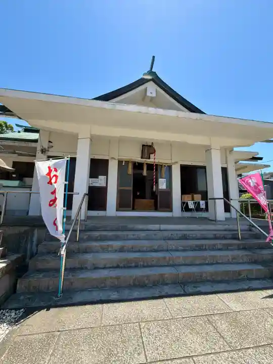 糸縄神社の{uncategorized: "未分類", other: "その他", undefined: "問題あり", building: "その他建物", grave: "お墓", sacred_gate: "鳥居", guardian: "狛犬", statue: "像", buddha: "仏像", history: "歴史", nature: "自然", garden: "庭園", animal: "動物", pagoda: "塔", temizu: "手水舎", mountain_gate: "山門・神門", sanctuary: "本殿・本堂", subordinate: "末社・摂社", art: "芸術", scenery: "景色", jizo: "地蔵", ema: "絵馬", goshuin: "御朱印", omikuji: "おみくじ", items: "授与品その他", amulet: "お守り", goshuincho: "御朱印帳", eats: "食事", festival: "お祭り", votive_dance: "神楽", shichigosan: "七五三参", wedding: "結婚式", experience: "体験その他", initially: "初詣", around: "周辺", anti_infection: "感染症対策"}
