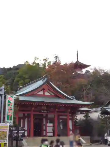 厳島神社多宝塔(広島県)
