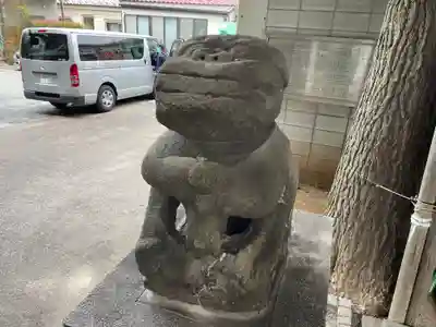 穏田神社の狛犬