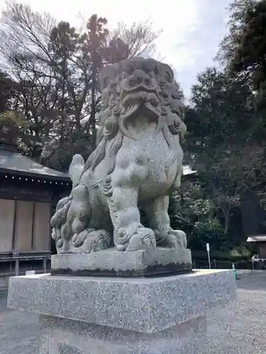 中氷川神社の狛犬