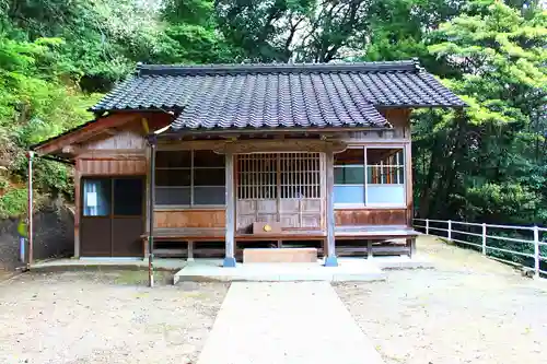 細見神社の本殿