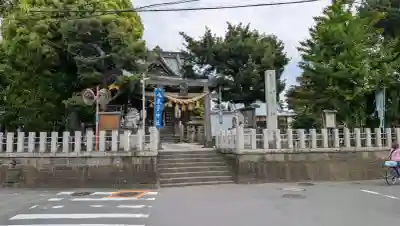 本村天満宮の{uncategorized: "未分類", other: "その他", undefined: "問題あり", building: "その他建物", grave: "お墓", sacred_gate: "鳥居", guardian: "狛犬", statue: "像", buddha: "仏像", history: "歴史", nature: "自然", garden: "庭園", animal: "動物", pagoda: "塔", temizu: "手水舎", mountain_gate: "山門・神門", sanctuary: "本殿・本堂", subordinate: "末社・摂社", art: "芸術", scenery: "景色", jizo: "地蔵", ema: "絵馬", goshuin: "御朱印", omikuji: "おみくじ", items: "授与品その他", amulet: "お守り", goshuincho: "御朱印帳", eats: "食事", festival: "お祭り", votive_dance: "神楽", shichigosan: "七五三参", wedding: "結婚式", experience: "体験その他", initially: "初詣", around: "周辺", anti_infection: "感染症対策"}