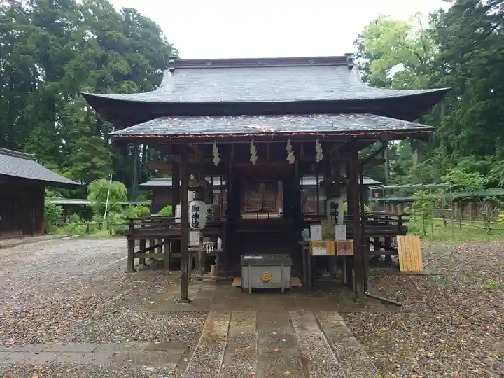 小御門神社の本殿・本堂