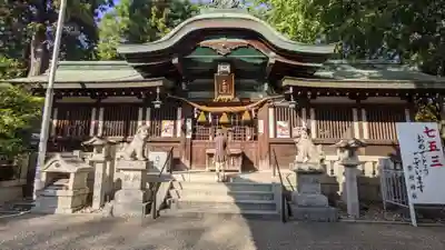 挙母神社の本殿・本堂