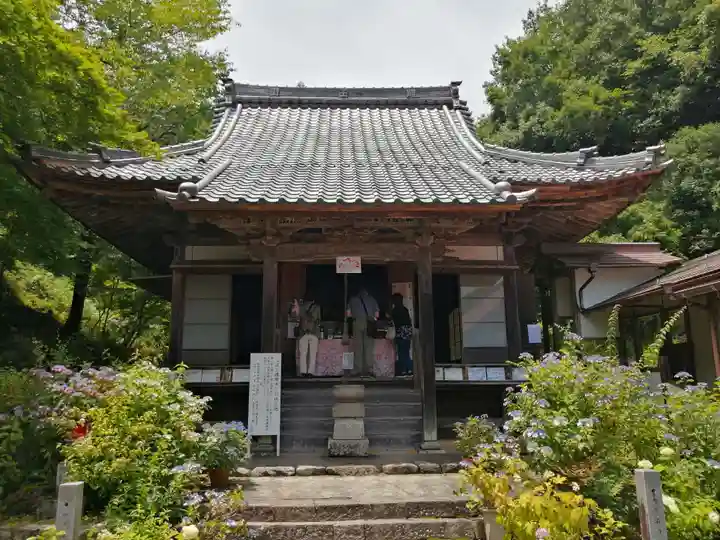 三光寺の本殿・本堂