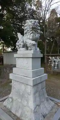籠守勝手神社(木曽川町黒田)の狛犬