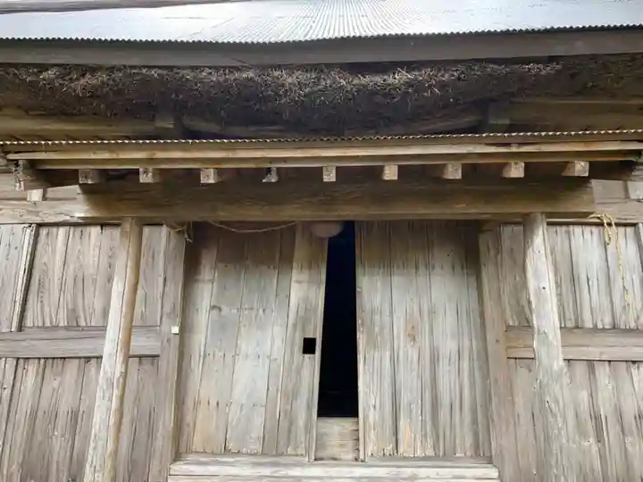 八幡神社の本殿・本堂