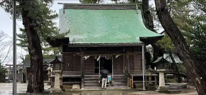 賀露神社の本殿・本堂
