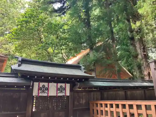 諏訪大社下社秋宮(長野県)