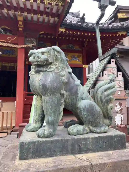 浅草神社の狛犬