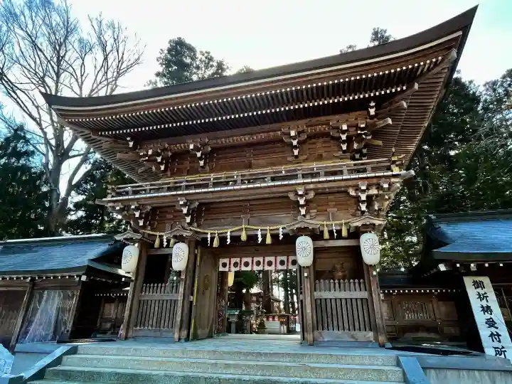 伊佐須美神社の{uncategorized: "未分類", other: "その他", undefined: "問題あり", building: "その他建物", grave: "お墓", sacred_gate: "鳥居", guardian: "狛犬", statue: "像", buddha: "仏像", history: "歴史", nature: "自然", garden: "庭園", animal: "動物", pagoda: "塔", temizu: "手水舎", mountain_gate: "山門・神門", sanctuary: "本殿・本堂", subordinate: "末社・摂社", art: "芸術", scenery: "景色", jizo: "地蔵", ema: "絵馬", goshuin: "御朱印", omikuji: "おみくじ", items: "授与品その他", amulet: "お守り", goshuincho: "御朱印帳", eats: "食事", festival: "お祭り", votive_dance: "神楽", shichigosan: "七五三参", wedding: "結婚式", experience: "体験その他", initially: "初詣", around: "周辺", anti_infection: "感染症対策"}