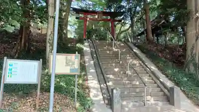 氷川女體神社の鳥居