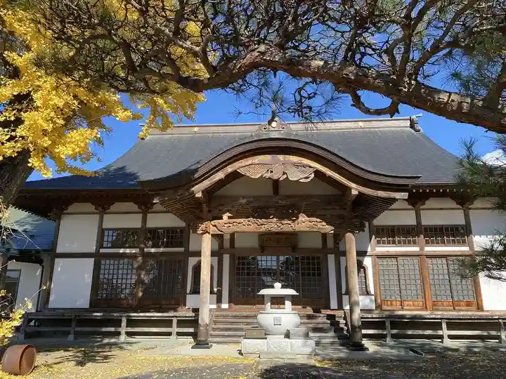 観福寺の本殿・本堂
