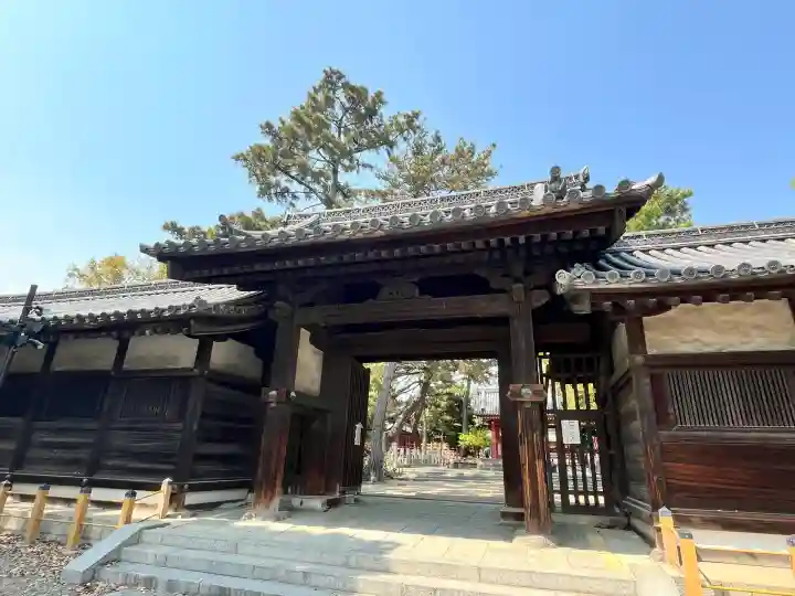 住吉大社の山門・神門