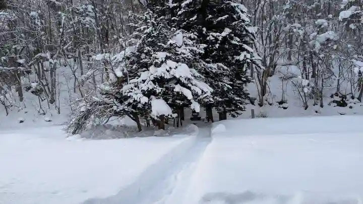 水神龍王神社の庭園