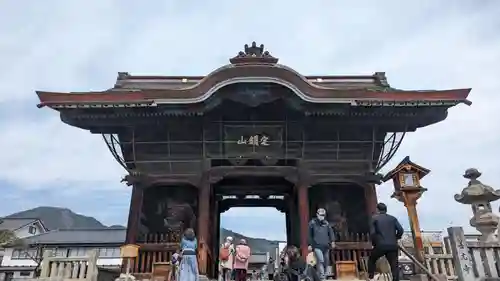 善光寺の山門