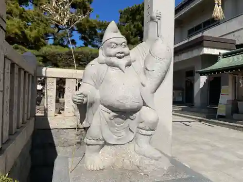 岩屋神社の像