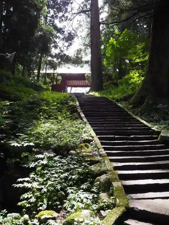 出羽神社(出羽三山神社)~三神合祭殿~のその他建物