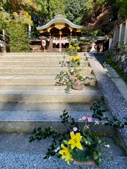 八大神社の本殿・本堂