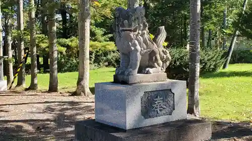 中札内神社の狛犬