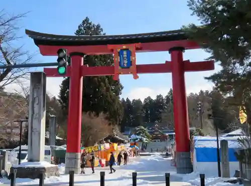 盛岡八幡宮の鳥居