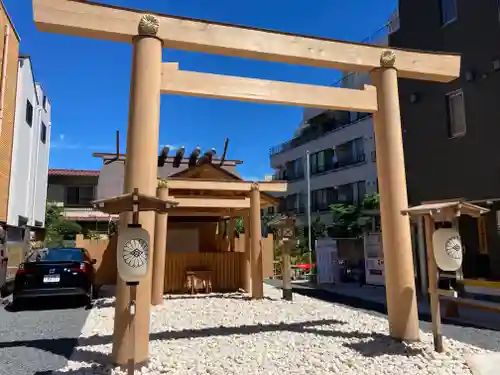【閉業】小石川大神宮の鳥居