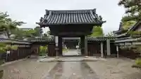 妙華寺の山門・神門