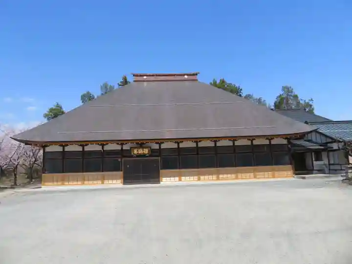 広厳院の本殿・本堂