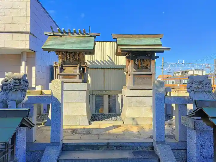 駅前神社の本殿・本堂