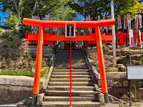 紅葉八幡宮の末社