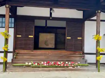 霊鑑寺門跡(京都府)