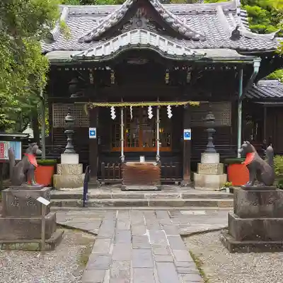 三囲神社の本殿・本堂