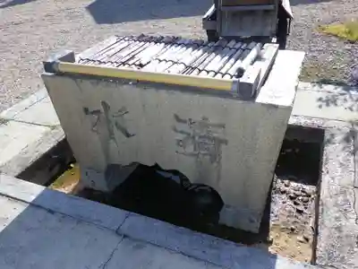 南明治八幡社の手水舎