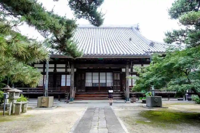 海蔵寺の本殿