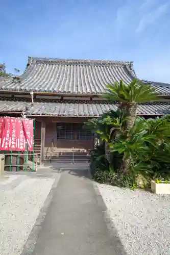 安楽寺の本殿・本堂