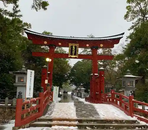 氣比神宮の鳥居