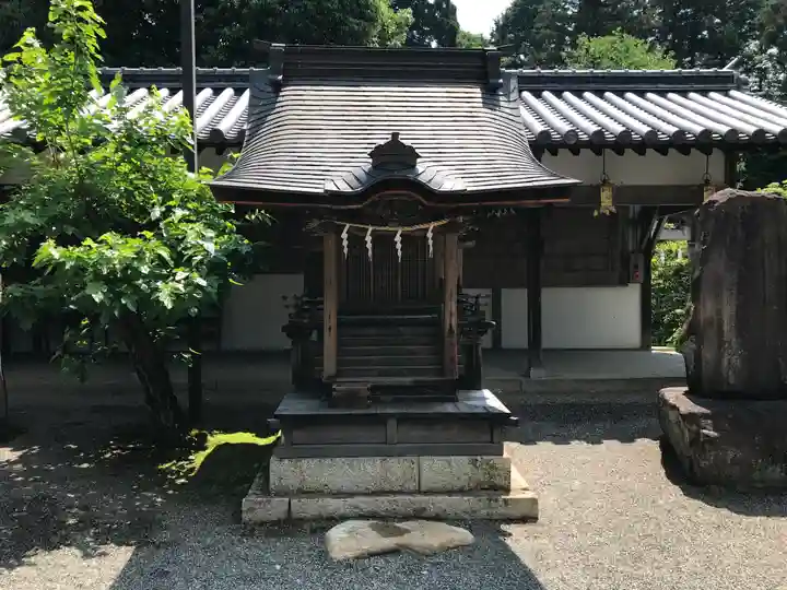 馬見岡綿向神社の末社・摂社