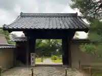 大慈院の山門・神門